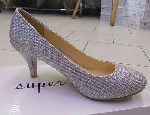 Chaussures peut-être trouvées - 1