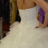 Le dos de votre robe : petits boutons ou laçage ? - 1