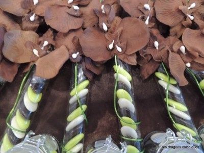 Idées contenants à dragées tube en verre ou plastique