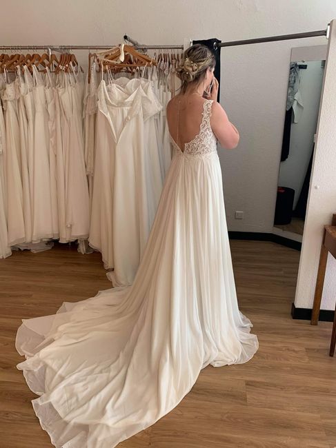 Quel dos ? Vote A ou B ! 👰 1