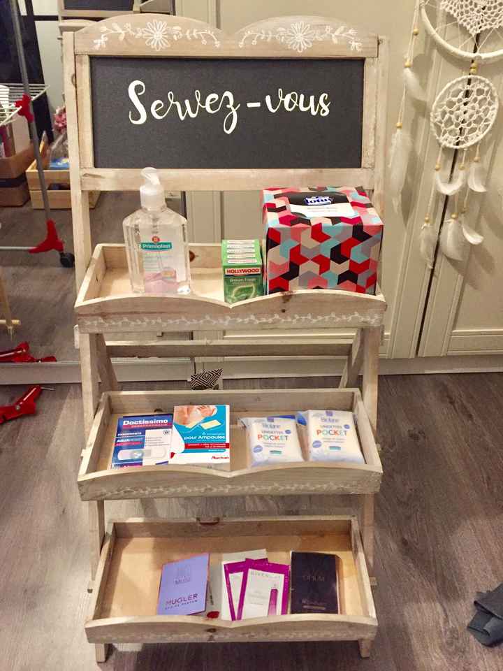 Petite étagère pour les invités - 1