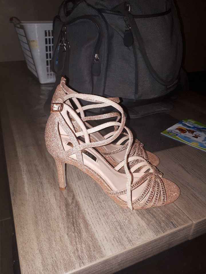 Chaussures ! - 1