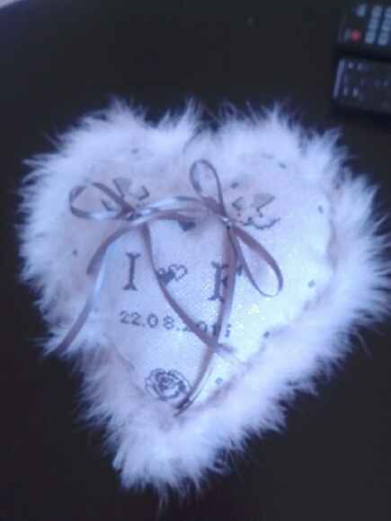 Votez pour votre photo de coussin d'alliances préférée ! - 1