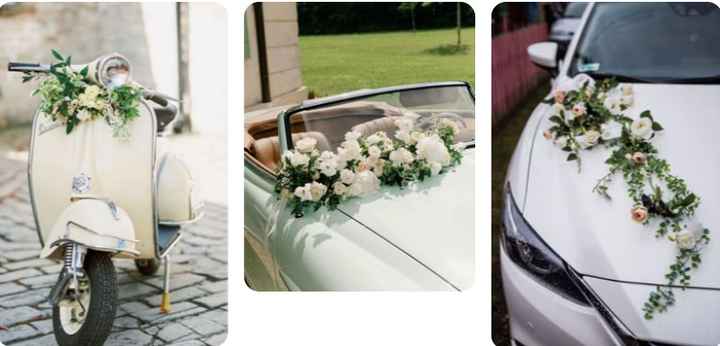 Inspiration déco florale voiture des mariés 