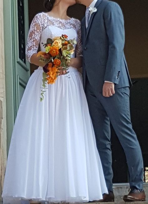 La sortie de la mairie