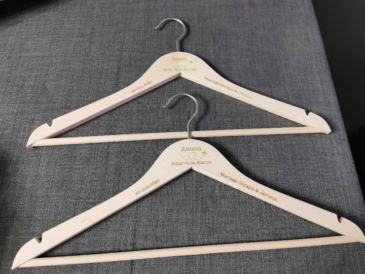 Cintres Etsy personnalisés - 2