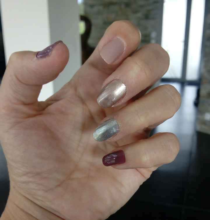 Vernis à ongles 1