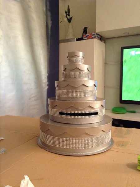 Urne wedding cake