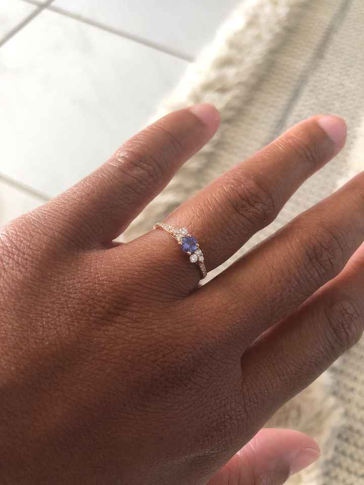 Bague de fiançailles photo - 1