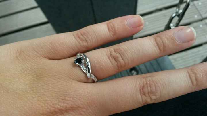 Les bagues de fiançailles - 2