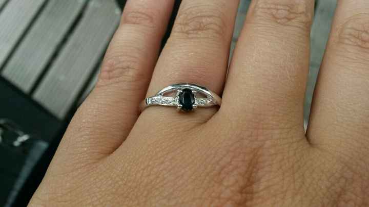 La bague de la demande en mariage - 1