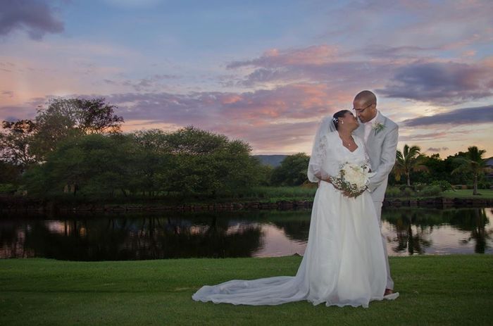 Voici une photo de nous le 26 decembre!! Le lieu de la reception etait magnifique