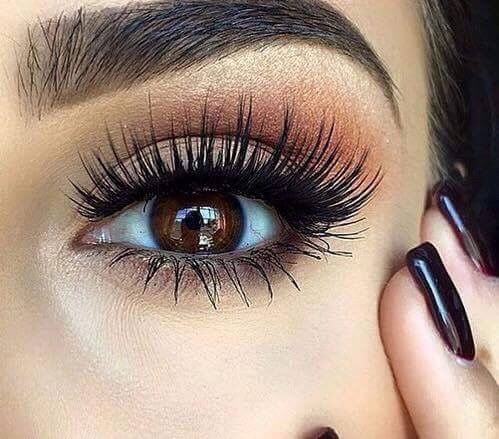 Quelle coiffure et maquillage ? - 1