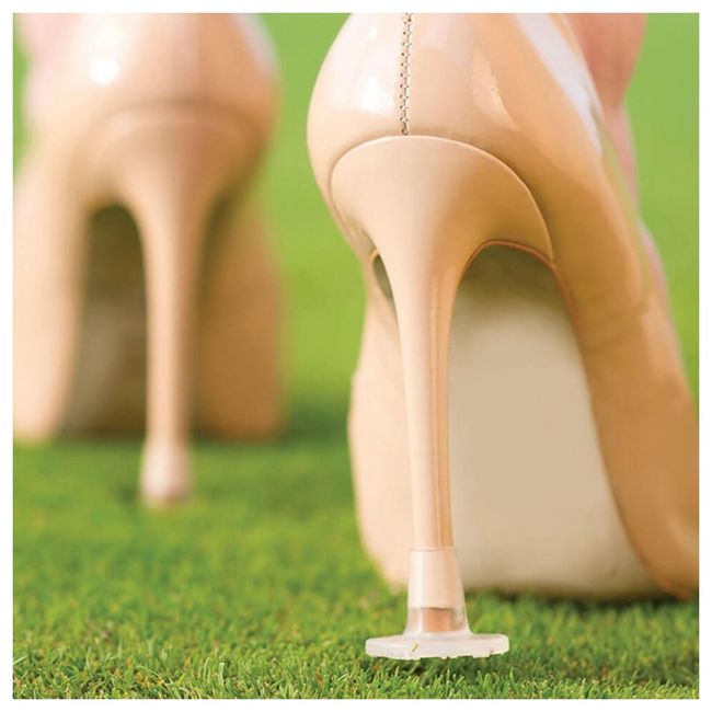 Comment gérer les talons dans l'herbe ?! 3