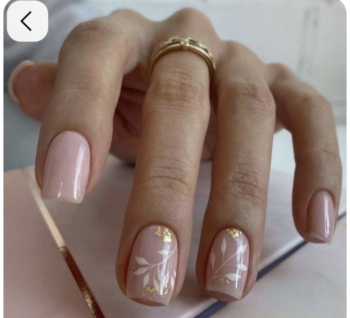 Quelle manucure est la plus jolie ? Thème du mariage, bohème et floral. 1