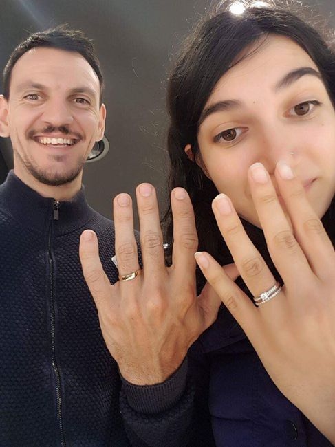 Portez vous l'alliance avec votre bague fiançailles ?? - 1