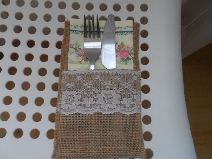 Porte couverts et serviette 