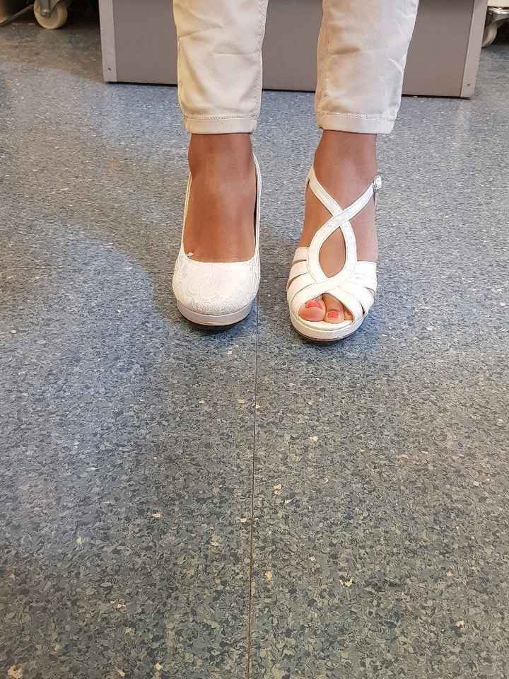 Quand tu essaie des chaussures (mais que tu n'as pas de robe) - 5