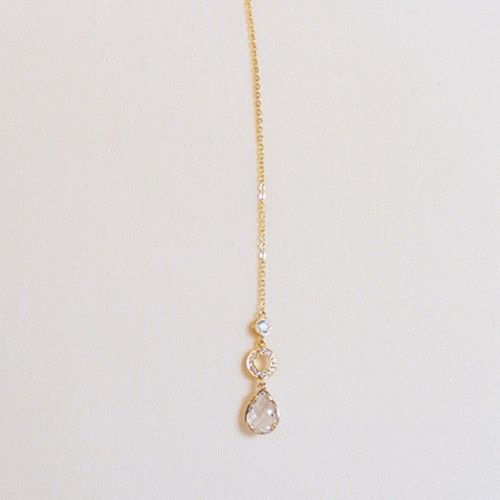  Collier et boucles pour la robe - 1