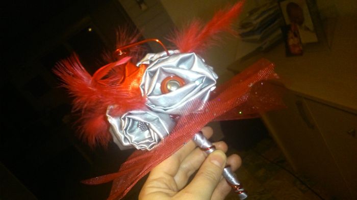 Boutonnière pour les témoins et broche pour les temoines  - 1