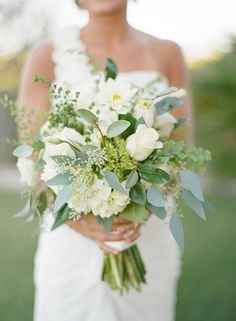 Pantone Greenery