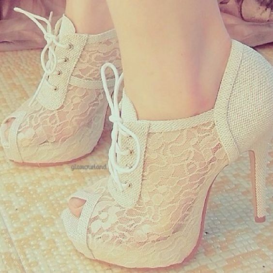 Chaussure dentelle 3