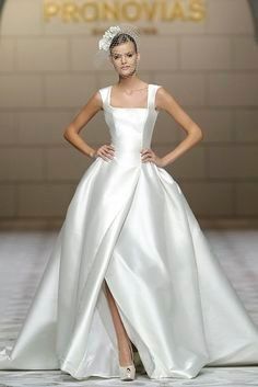 Robe satinée 3