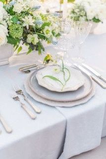 Pantone Greenery