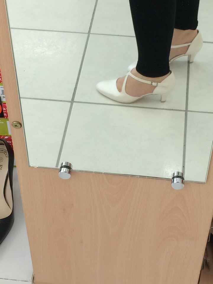 Les chaussures... quelle galère!! - 2
