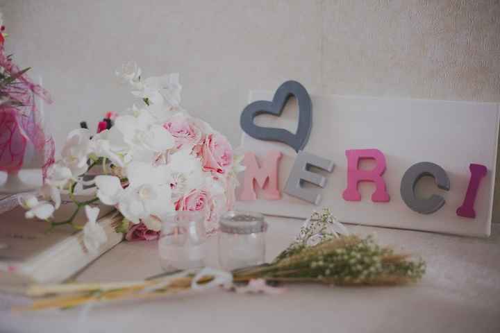 Table livre d'or, urne et arbre à empreinte