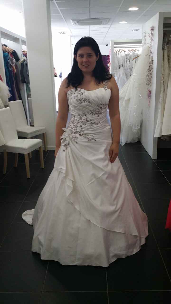 Ma robe est arrivée - 1