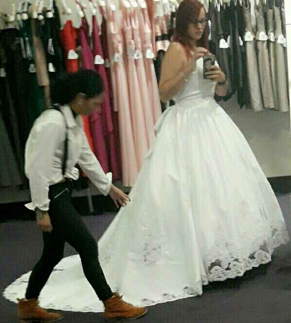  Montrez moi vos robes Princesse !! - 1