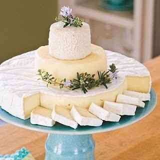 Idée petit cheesy wedding cake