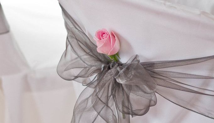 Une fleur artificielle ajoutée au noeud
