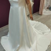 Qui a porté sa robe de mariée sans jupon ? - 1