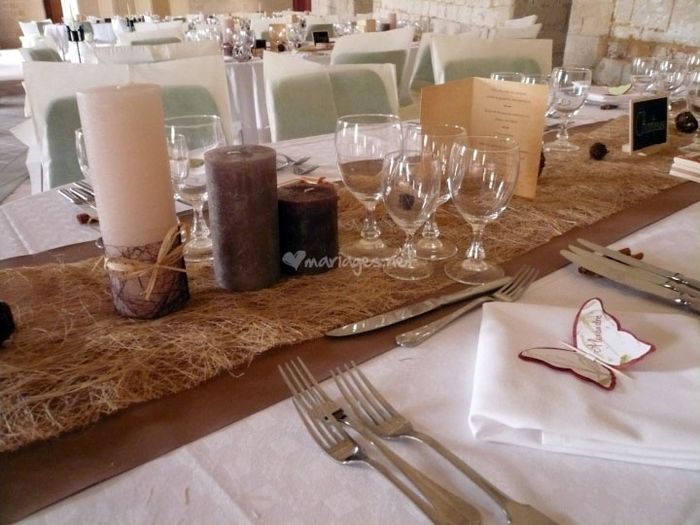 Table ivoire et chocolat