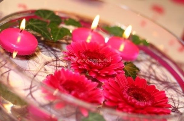centre de table avec fleurs immergÃ©es
