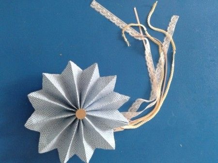 Rosace en papier