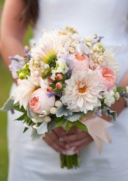 Votez pour votre bouquet de mariée champêtre préféré !