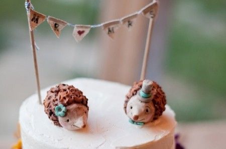 Votez pour votre figurine de gâteau de mariage préférée !
