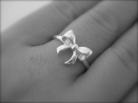 La bague petit noeud