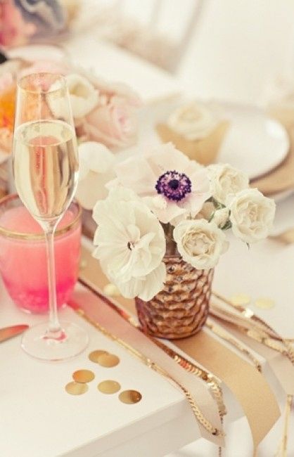 Décoration de table dorée
