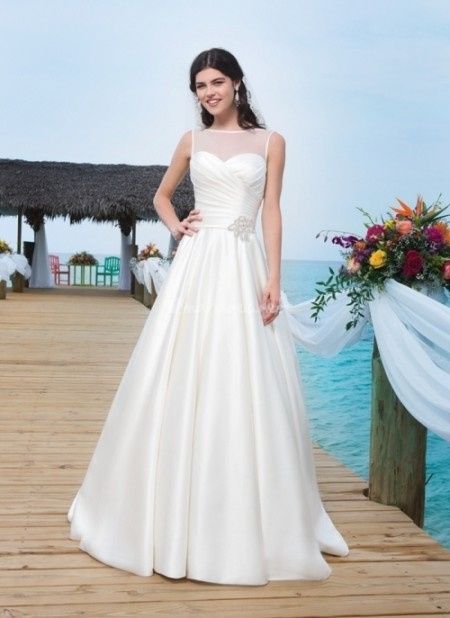 Robes de mariée de Sincerity Bridal