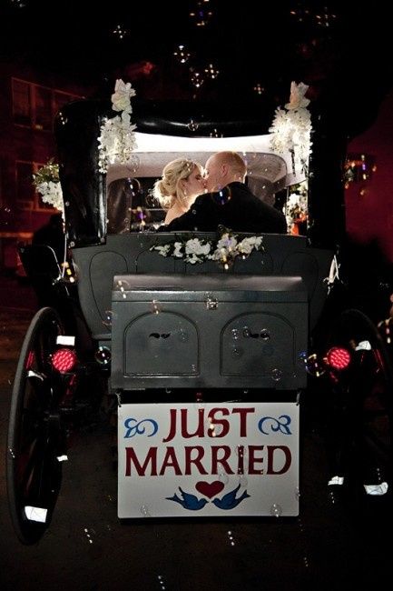 Votez pour votre photo de calèche de mariage préférée !