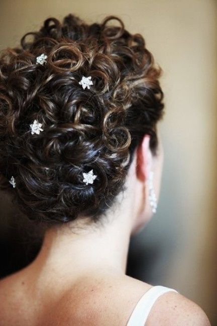 Votez pour votre chignon de mariée préférée !