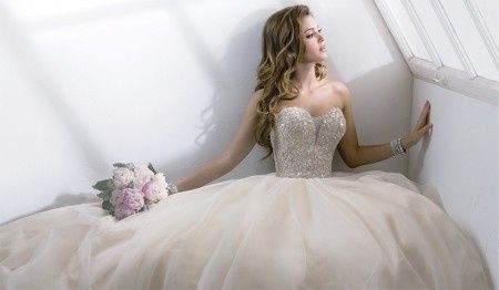 Votez pour votre robe de mariée pailletée parmi 10 photos !!