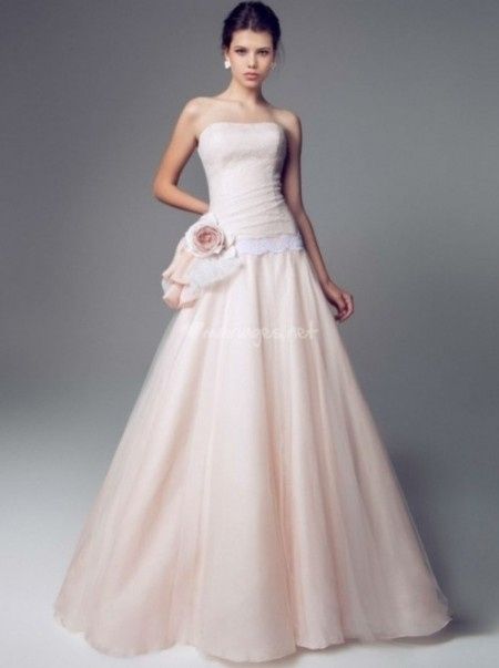 11 robes de mariée roses collections 2014