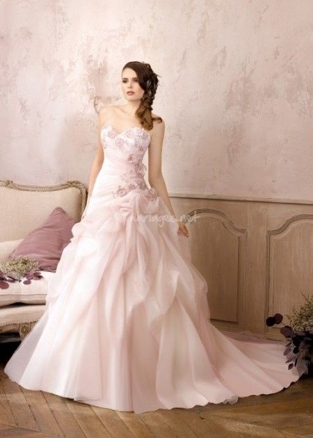 11 robes de mariée roses collections 2014