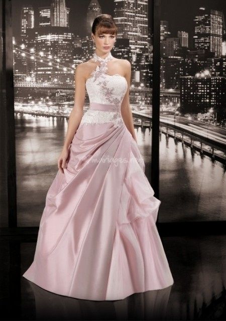 11 robes de mariée roses collections 2014