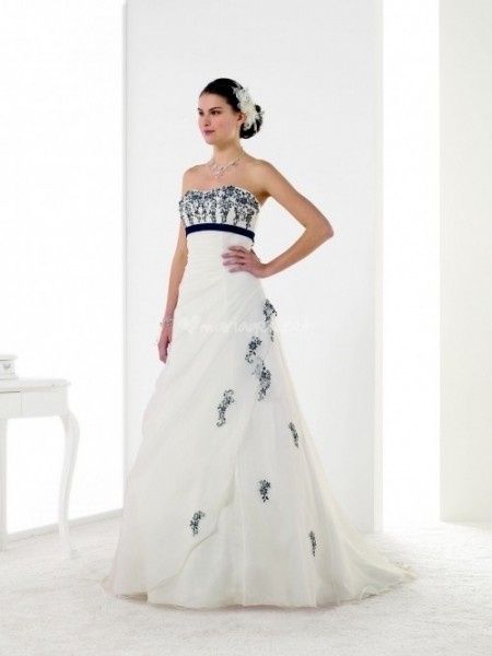 Robes de mariée bleues